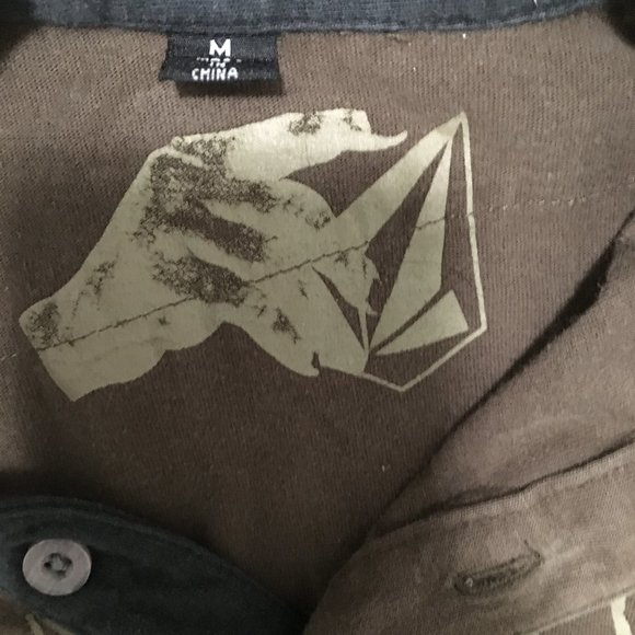 Boys Volcom collard Tshirt - Picture 5 of 8